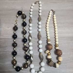 Lot‎ of 3 necklaces